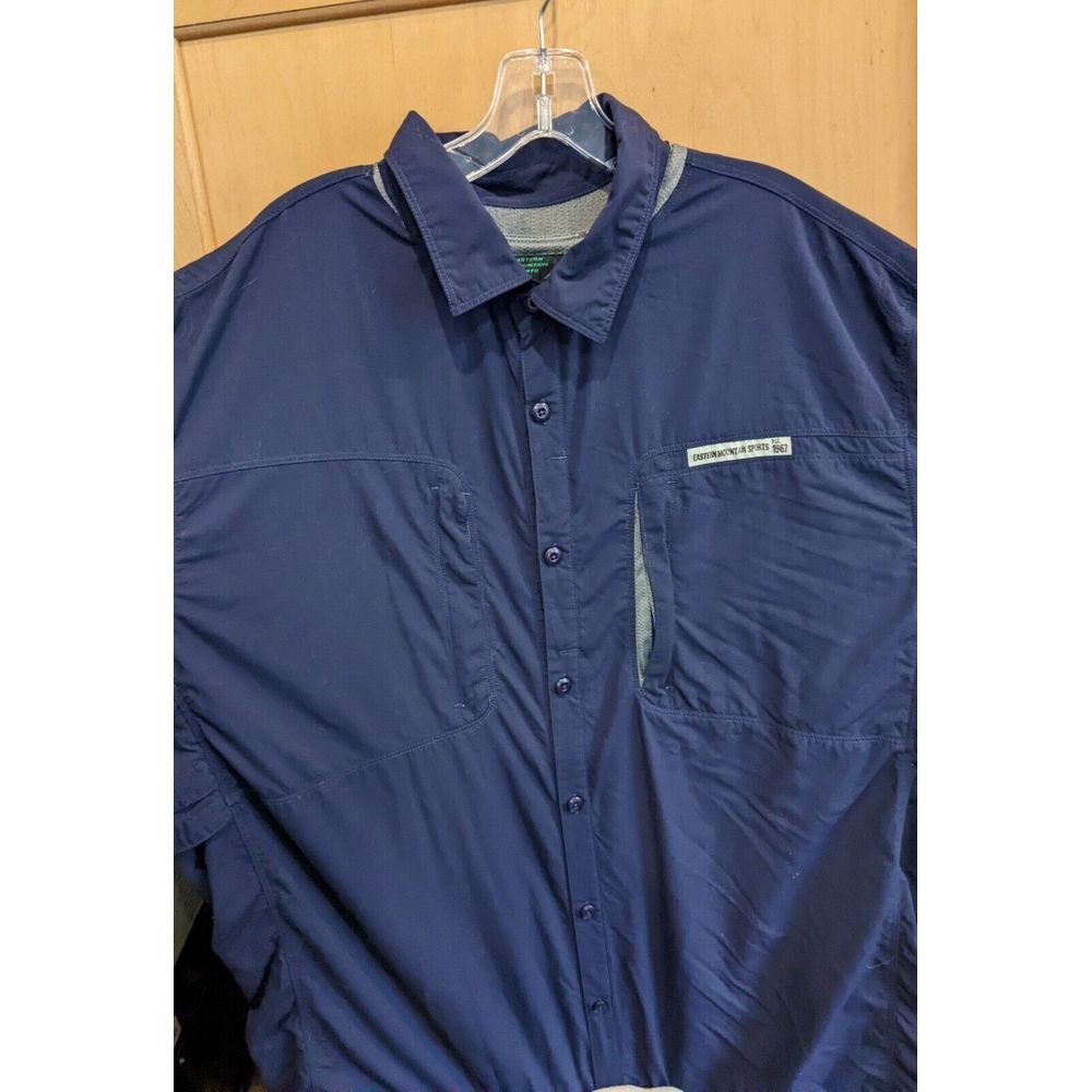 Men's Eastern Mountain Size XXL Blue Long Sleeve Shirt button shacket‎